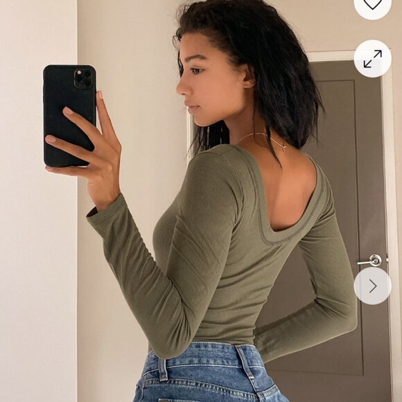 Lulu's Simply the Best Olive Green Long Sleeve Button-Front Bodysuit Size M - Picture 3 of 8